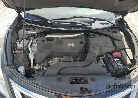 2015 Nissan Altima 2.5 из США, поврежденный, VIN 1N4AL3AP0FC192090